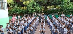 1000708695